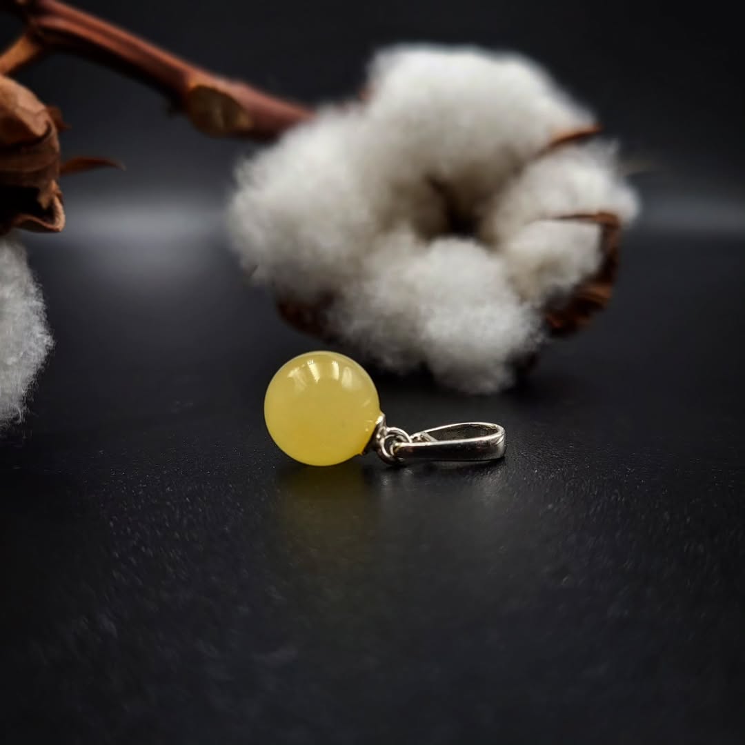 Amber Silver Pendant