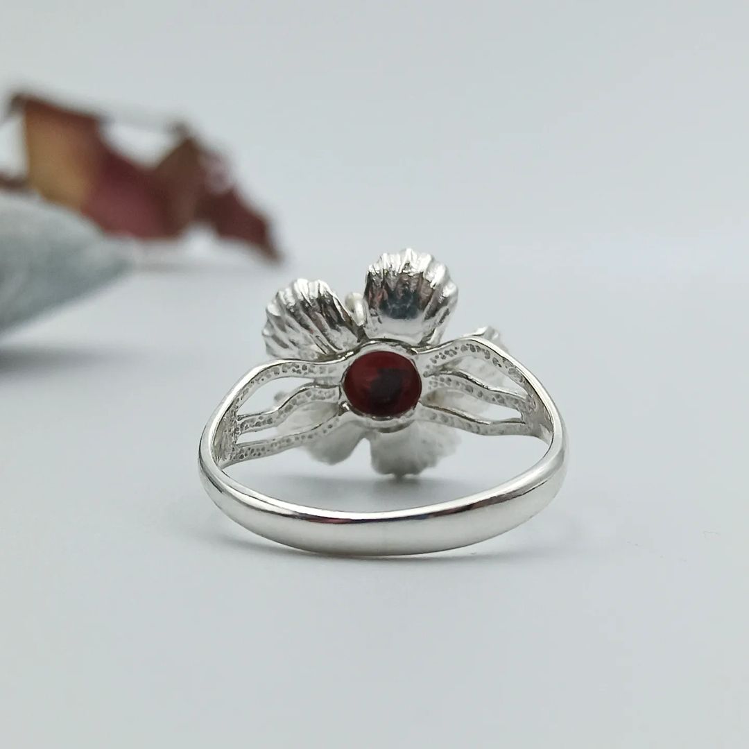 Amber Silver Ring Floral Design