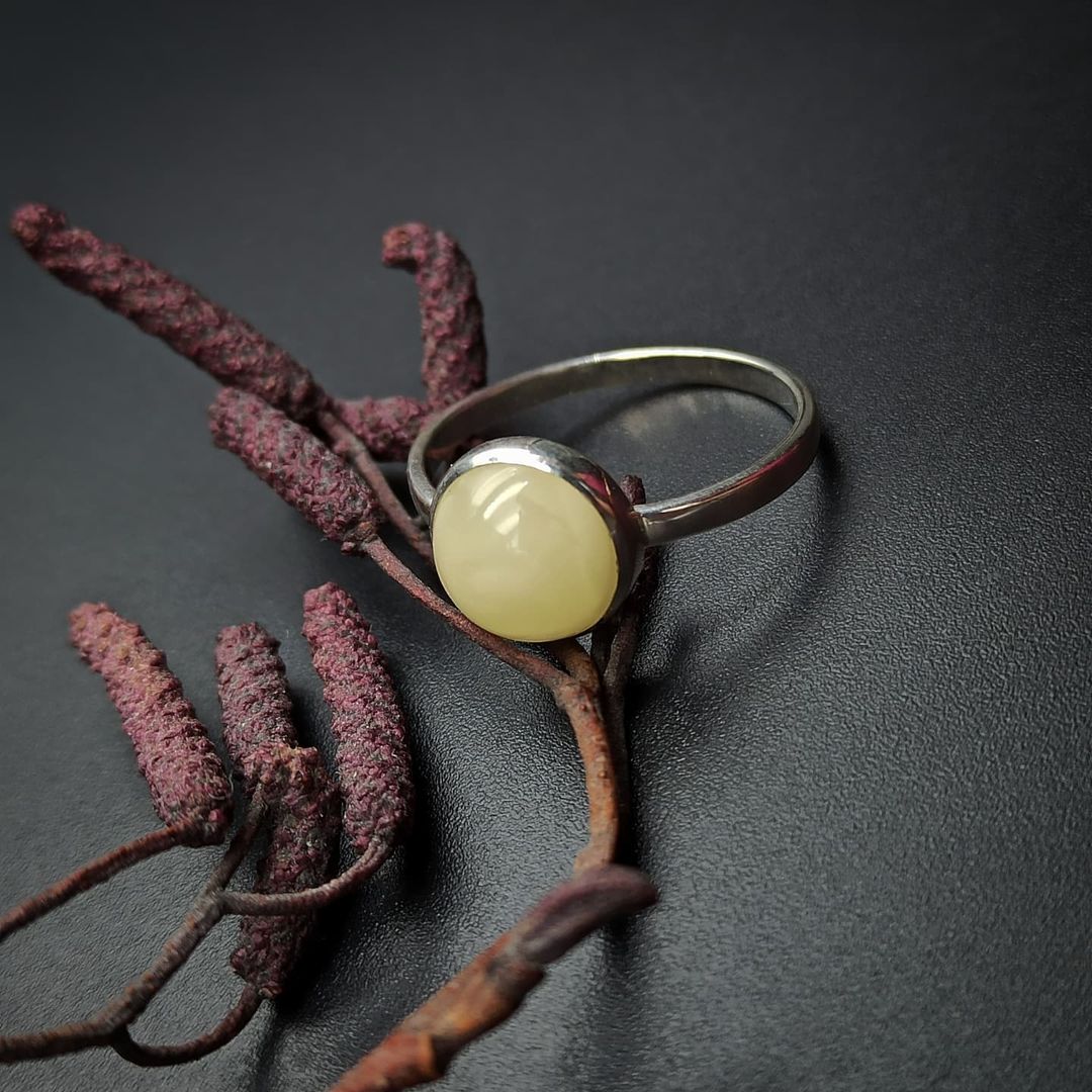 Amber Silver Ring