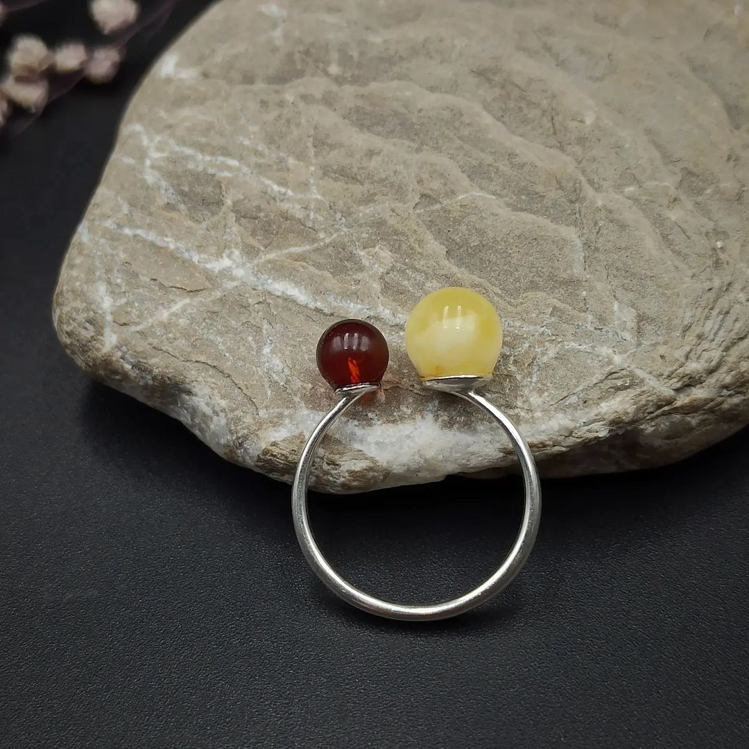 Amber Silver 2 Beads Ring