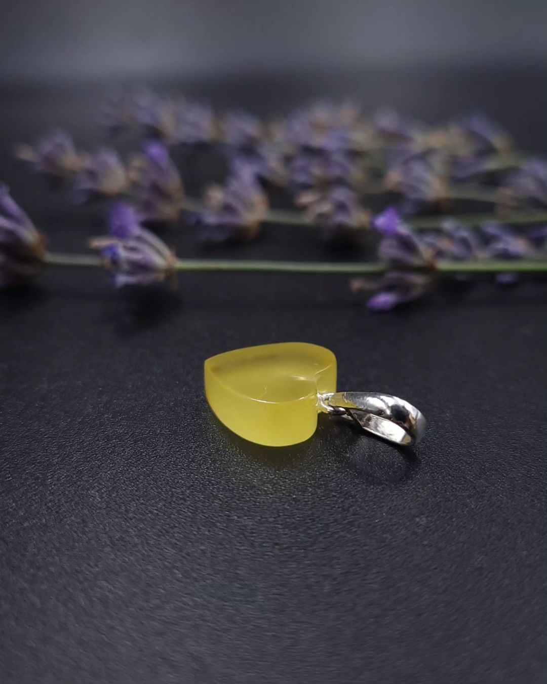Baltic Amber Heart Pendant – Yellow Silver