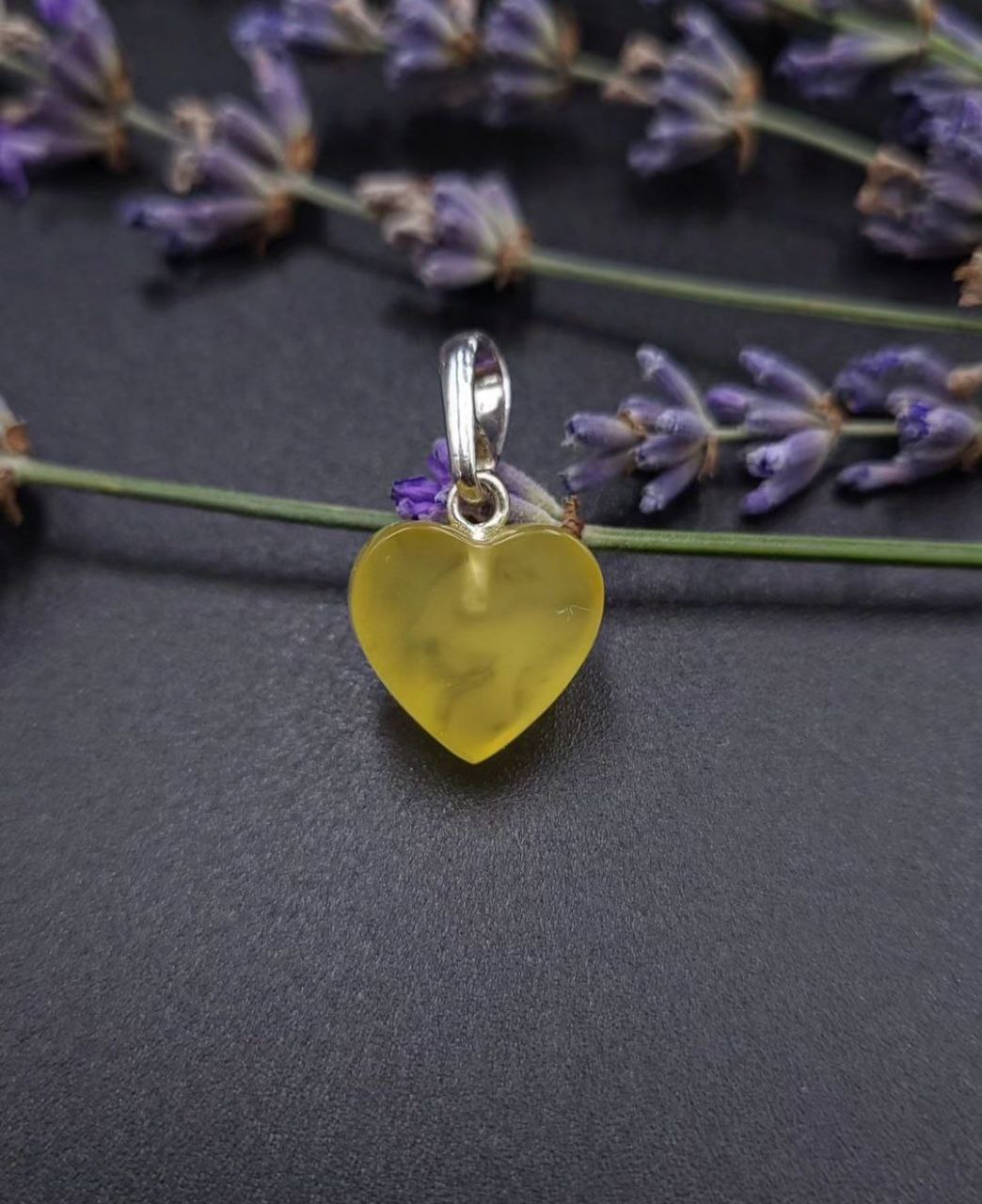 Baltic Amber Heart Pendant – Yellow Silver
